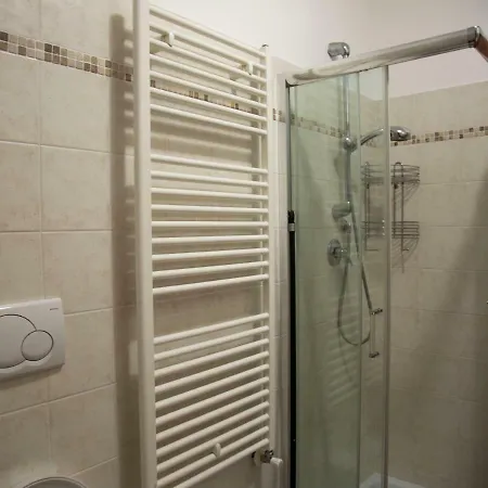 Vallelunga Apartmán *